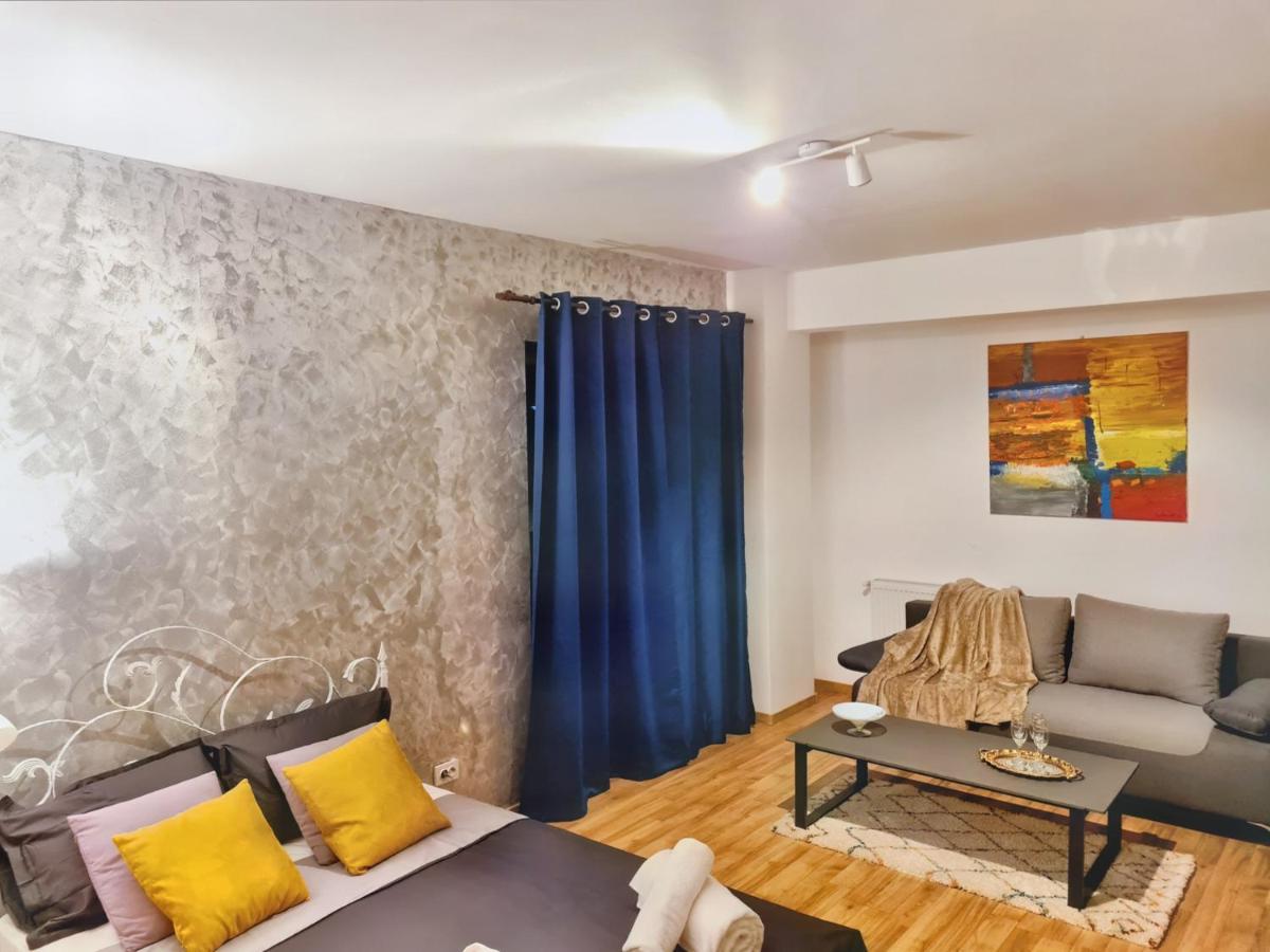 Ultracentral 5* Boutique Hotel Style Apartment. Brand New. 2 Rooms. Spacious. Free Parking Κλουζ-Ναπόκα Εξωτερικό φωτογραφία