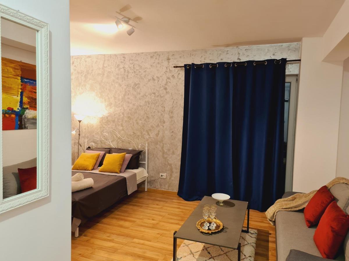 Ultracentral 5* Boutique Hotel Style Apartment. Brand New. 2 Rooms. Spacious. Free Parking Κλουζ-Ναπόκα Εξωτερικό φωτογραφία